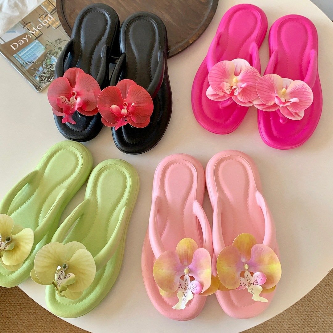 O1CN01mKErmm1Wt3xjDM49q_!!4289162845-0-cib Summer Dopamine Fairy Style Beach Shoes Internet Celebrity Same Style Butterfly Orchid Flip-Flops Vacation Flip-Flops - Image 1
