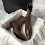 French-style pointed-toe ankle boots for women, new autumn/winter 2026, low heel, fashionable soft leather, versatile, fleece-lined, slimming, and ankle boots.