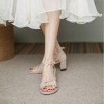 Elegant One-Strap High-Heeled Shoes for Women with Chunky Heels, 2026 Summer Fairy Style, Gentle Design, Pearl Sandals for Women with Medium Heels - Image 5