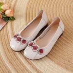 Original retro ethnic style spring shoes with floral design, shallow mouth flat-soled women's shoes for middle-aged and elderly, mom shoes with soft and non-slip soles - Image 5