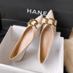 Factory wholesale pointed metal buckle shoes solid color shallow mouth flat shoes French metal ring buckle thick heel shoes - Image 5