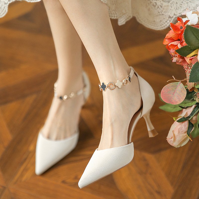 O1CN01u1NzQs2FfSpAEcPTP_!!2219890818907-0-cib 2024 New Style French Style High Heels Pointed Toe Stiletto Heels Lady Style with Skirt Chain Hollow Toe Sandals for Women - Image 1
