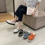 Women's thick-soled wedge closed toe slippers new autumn large size casual non-heel chain muffin slippers - Image 8